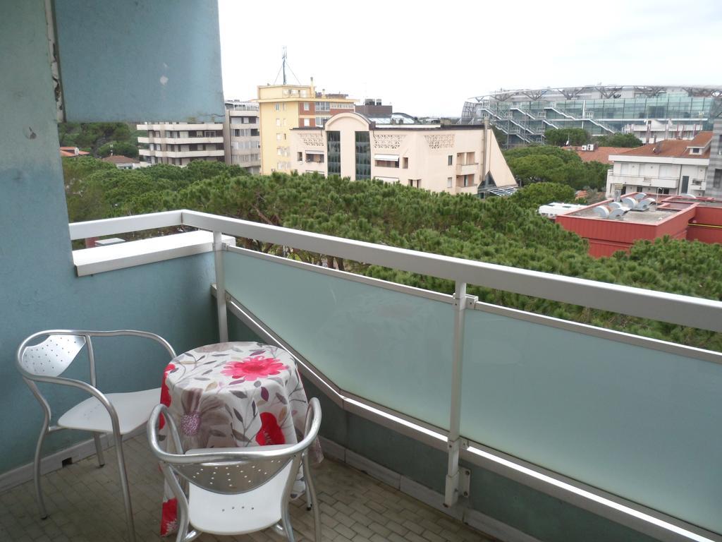 Hotel Zanarini In Centro A リッチョーネ エクステリア 写真